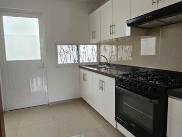 CASA EN VENTA EN CONDOMINIO BOSQUE SERENO AL PONIENTE DE AGUASCALIENTES