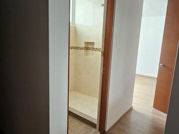 CASA EN VENTA EN CONDOMINIO BOSQUE SERENO AL PONIENTE DE AGUASCALIENTES