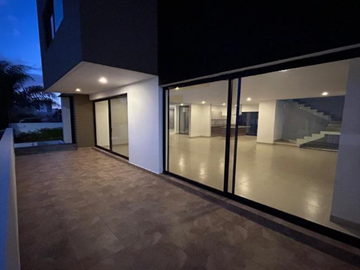 CASA EN VENTA LOMAS DE GRAN JARDIN