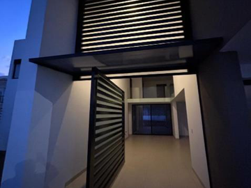 CASA EN VENTA LOMAS DE GRAN JARDIN