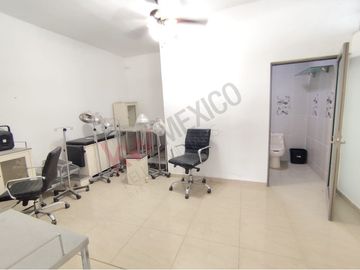 MAGNIFICA PROPIEDAD CARR. MATAMOROS-TORREON FRENTE EMPRESA LEARR