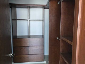 CASA EN VENTA CON ALBERCA FRACC. LA RIOJA, Riviera veracruzana