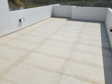 CASA EN VENTA CON ALBERCA FRACC. LA RIOJA, Riviera veracruzana