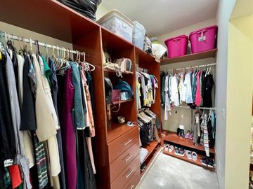 Casa en venta ubicada en exclusiva privada Las Fincas, Temozón