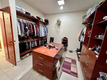 Casa en venta ubicada en exclusiva privada Las Fincas, Temozón