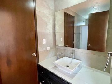 Casa en venta en Britania La Calera, Puebla.