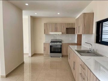 Casa en venta en Britania La Calera, Puebla.