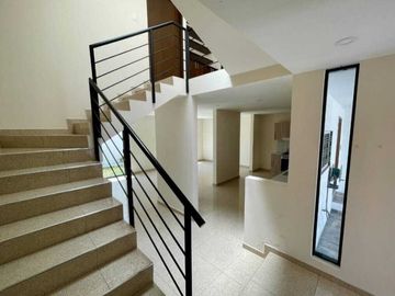 Casa en venta en Britania La Calera, Puebla.