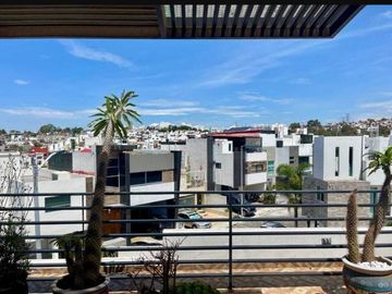Casa en venta en Britania La Calera, Puebla.