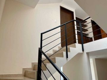Casa en venta en Britania La Calera, Puebla.
