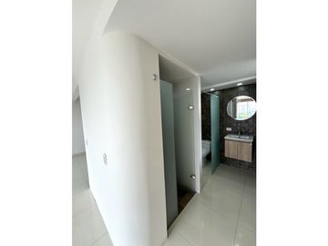 Vendo Apartaestudio Amplio en la Flora