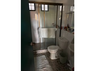 VENDO HERMOSA CASA EN BELLA SUIZA - SUR OESTE DE CALI