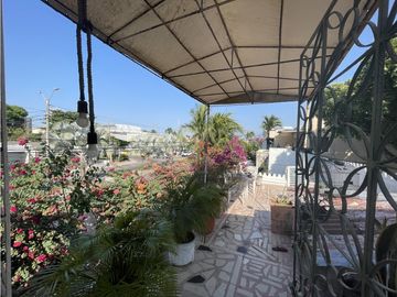 VENTA OPORTUNIDAD CASA EN CARTAGENA PARA NEGOCIO