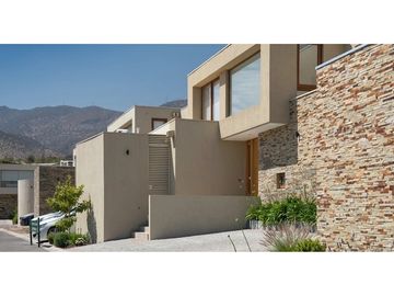 Chamisero, Casa NUEVA en condominio Terralta.