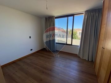 Chamisero, Casa NUEVA en condominio Terralta.