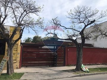 Se Vende Excelente Casa para uso Comercial