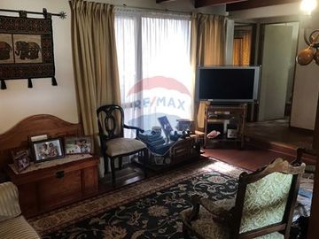 Se Vende Excelente Casa para uso Comercial