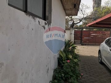 Se Vende Excelente Casa para uso Comercial
