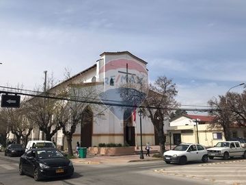 Se Vende Excelente Casa para uso Comercial
