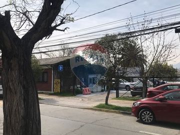 Se Vende Excelente Casa para uso Comercial