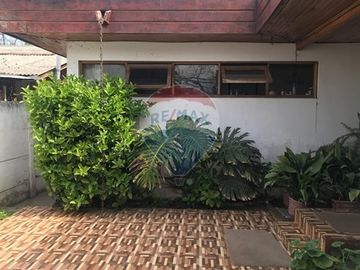 Se Vende Excelente Casa para uso Comercial