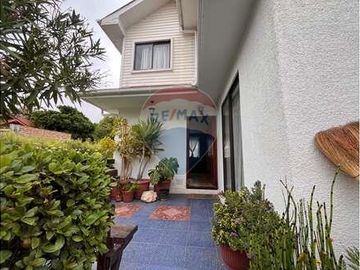 VENTA LINDA CASA EN ALGARROBO CONDÓMINO EL LLANO