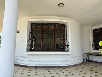 VENTA CASA ART DECO EN EL CENTRO DE MÉRIDA, YUC.