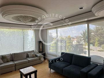Casa en renta con amplios espacios