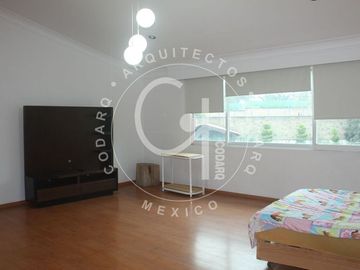 Casa en renta con amplios espacios