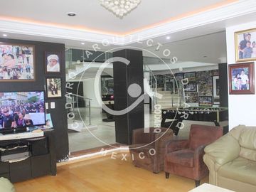 Casa en renta con amplios espacios