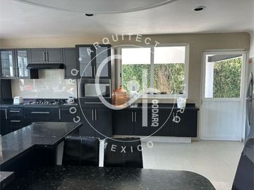 Casa en renta con amplios espacios