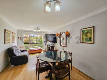 EN VENTA DEPARTAMENTO EN PRIMER PISO CON ESTACIONAMIENTO.