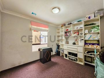 EN VENTA DEPARTAMENTO EN PRIMER PISO CON ESTACIONAMIENTO.