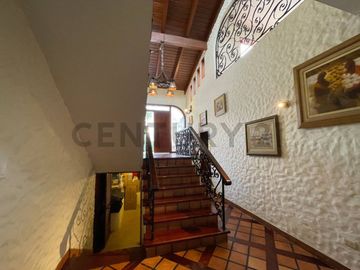 VENTA DE CASA EN LA MOLINA