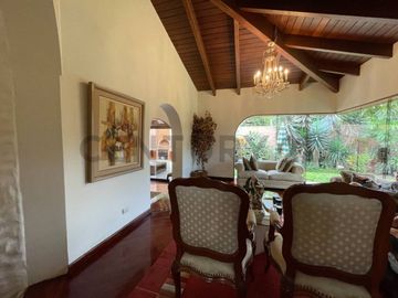 VENTA DE CASA EN LA MOLINA