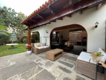 VENTA DE CASA EN LA MOLINA