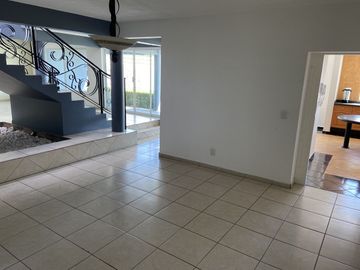 CASA  VENTA RENTA  PEDREGAL DE QUERETARO