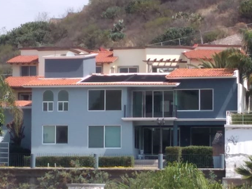 CASA  VENTA RENTA  PEDREGAL DE QUERETARO