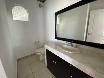 CASA  VENTA RENTA  PEDREGAL DE QUERETARO