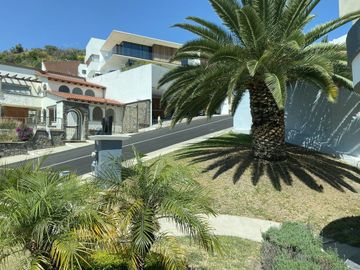 CASA  VENTA RENTA  PEDREGAL DE QUERETARO
