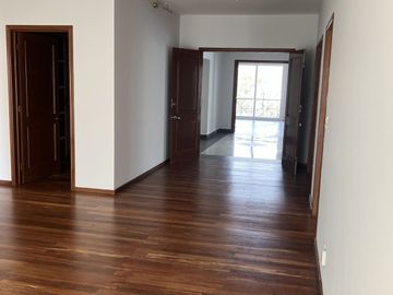 RENTA EXCLUSIVO DEPARTAMENTO LOMAS COUNTRY