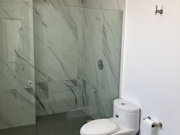RENTA EXCLUSIVO DEPARTAMENTO LOMAS COUNTRY