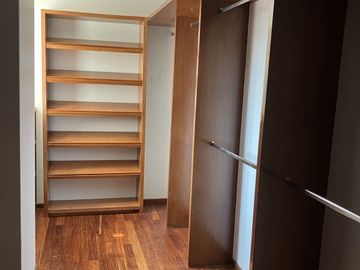 RENTA EXCLUSIVO DEPARTAMENTO LOMAS COUNTRY