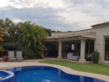 CASA EN VENTA EN LAS QUINTAS - CUERNAVACA