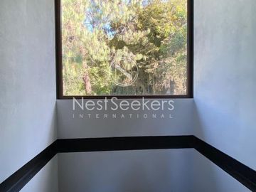 Moderna Casa  en condominio