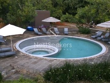 Moderna Casa  en condominio
