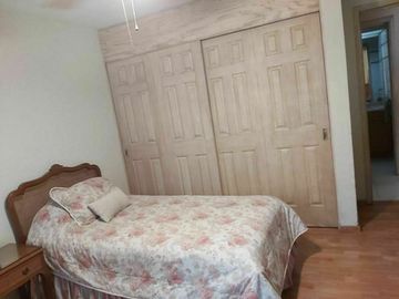 Departamento Amueblado en Renta en Jardines del Bosque