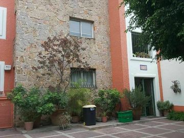 Departamento Amueblado en Renta en Jardines del Bosque