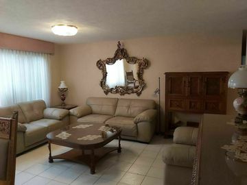 Departamento Amueblado en Renta en Jardines del Bosque