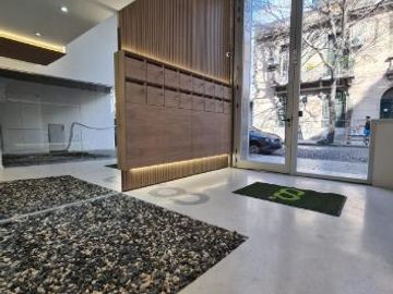 VENTA - Departamento 1 dormitorio con balcón al frente